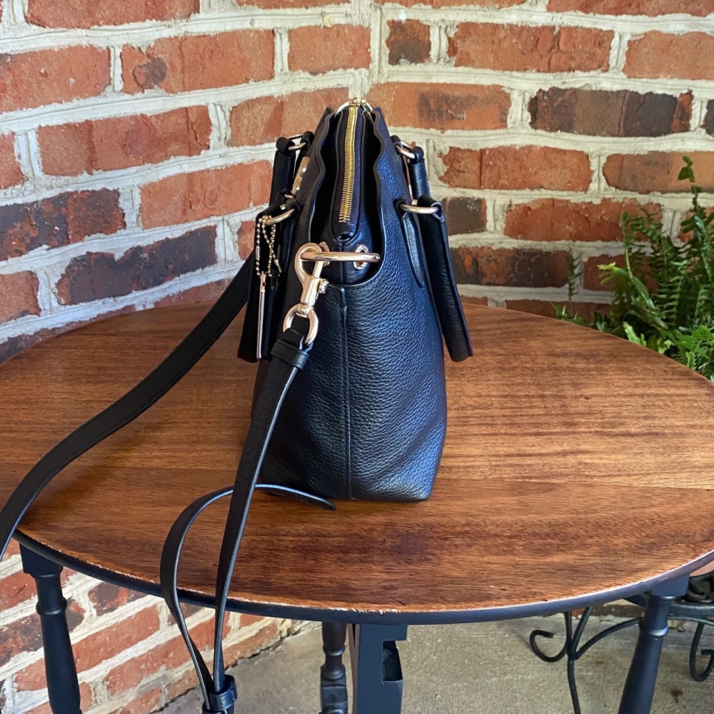 Coach Black pebbled leather satchel, like new condition with dust bag - Picture 2 of 6